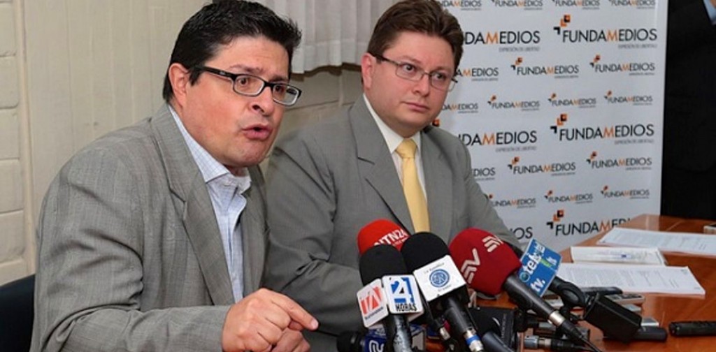 Ecuador's SECOM has decided to suspend the dissolution of free-speech watchdog Fundamedios. 