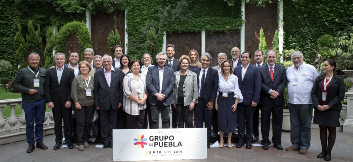Grupo de Puebla vuelve al acecho con los ojos puestos en Honduras y Chile