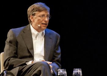 Una pandemia «artificial» por bioterrorismo: la fatal predicción de Bill Gates