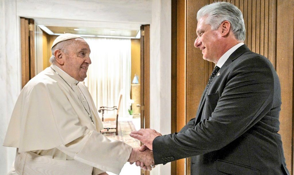 https://panampost.com/wp-content/uploads/2023/06/MIGUEL-DIAZ-CANEL-PAPA-FRANCISCO-CUBA-VATICANO-TW-e1687274663982.jpg