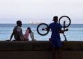 Agoniza el turismo en Cuba entre el dengue, el chikunguña y los apagones
