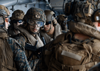 EEUU confirma despliegue de 3500 marines en medio de la guerra contra Irán