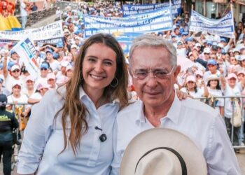 Paloma Valencia propone al expresidente Álvaro Uribe como su ministro de Defensa