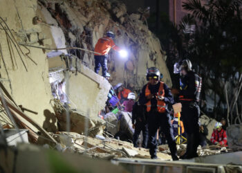 Al menos 164 fallecidos, 971 heridos y 30 réplicas tras los dos terremotos en Venezuela