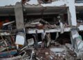 El grito ahogado de auxilio en Catia La Mar, una ciudad devastada que espera por rescatistas