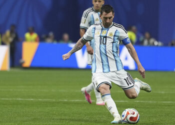 Argentina, el país donde hasta la red eléctrica se altera cuando juega Messi