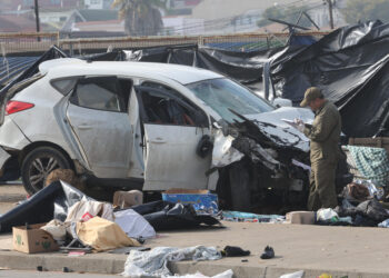 Cabo de la Armada embiste auto contra feria y deja seis muertos y múltiples heridos en Chile