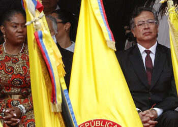 Petro amenaza con retomar agenda de violencia y desestabilización desde la oposición