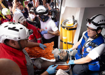 Rescatan a superviviente de los terremotos en Venezuela tras ocho días bajo los escombros