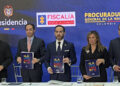 De la Espriella acorrala a Petro en la Fiscalía: las 80 razones por las que querría irse del país