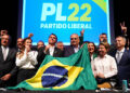 Flavio Bolsonaro busca em sua fórmula para a vice-presidência a chave para derrotar Lula