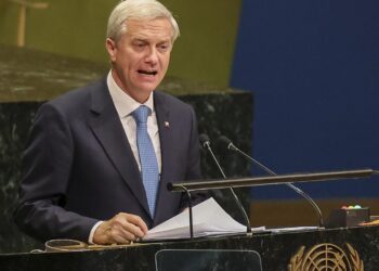 Kast acentúa lucha contra la inmigración ilegal: "A Chile se entra por la puerta, no por la ventana"