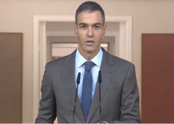 Fin de la propiedad privada: el coqueteo comunista que condenó a Pedro Sánchez