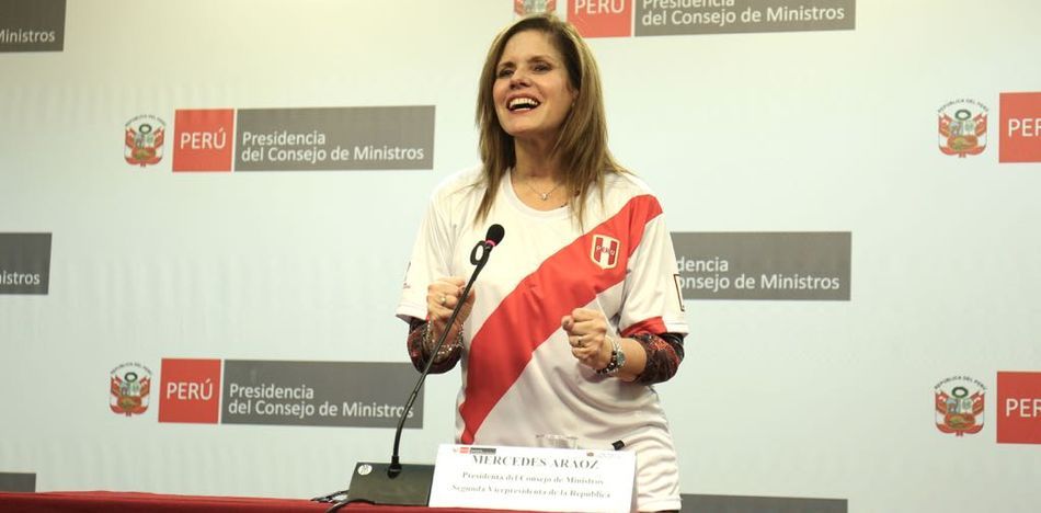 ministra de Perú respalda a PPK