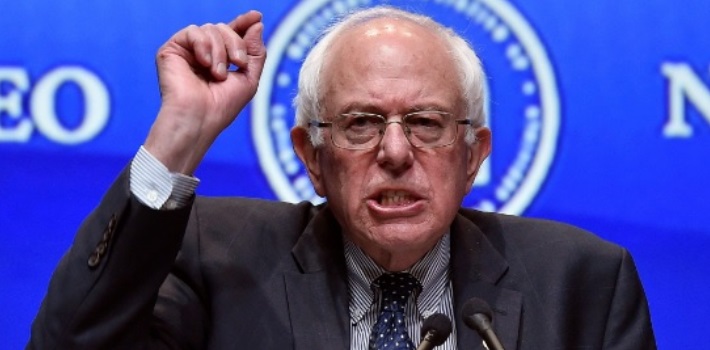 Socialista Bernie Sanders sale en defensa de Dilma Rousseff