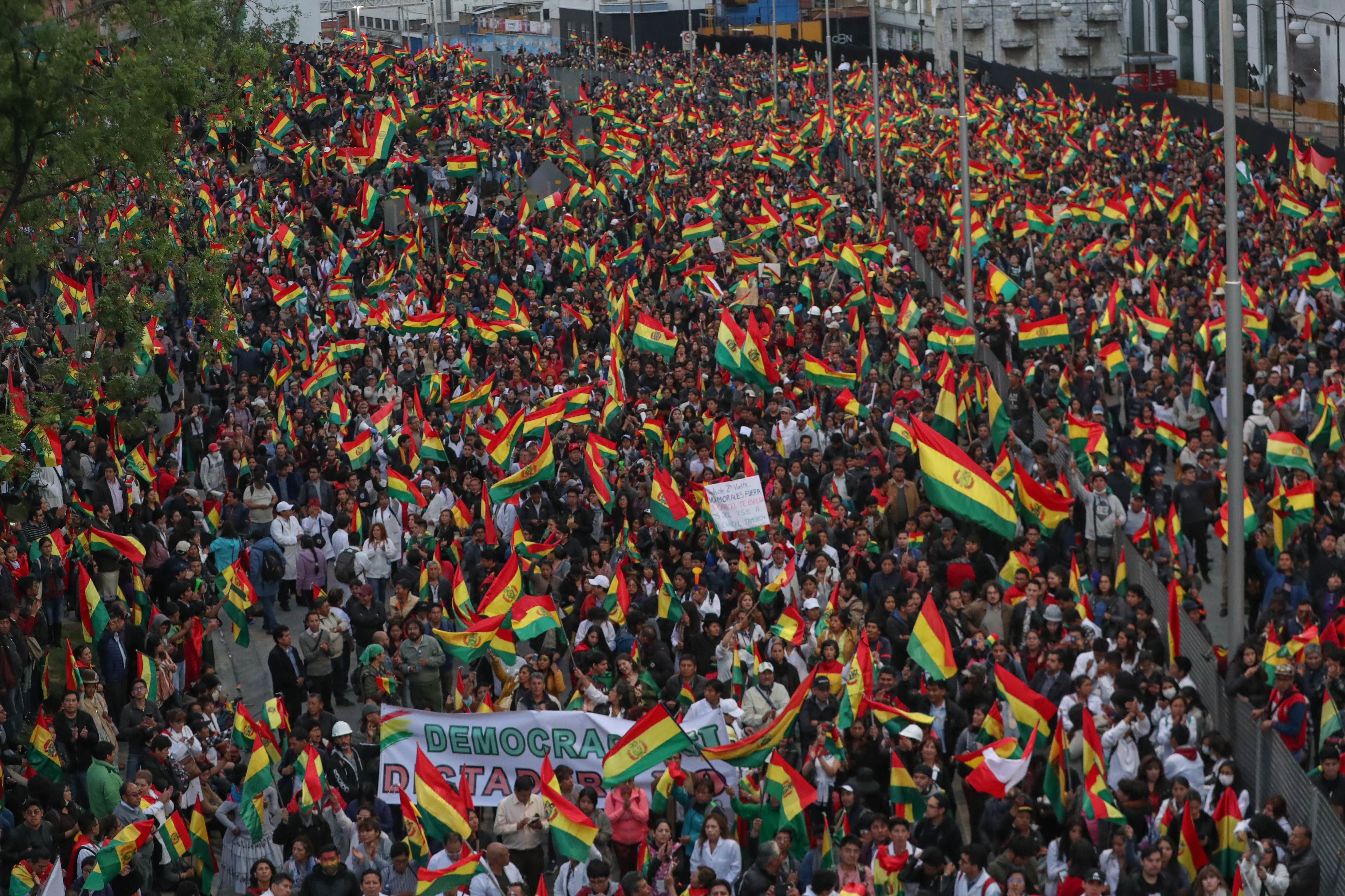 Constitución boliviana, Cabildos, Elecciones bolivianas