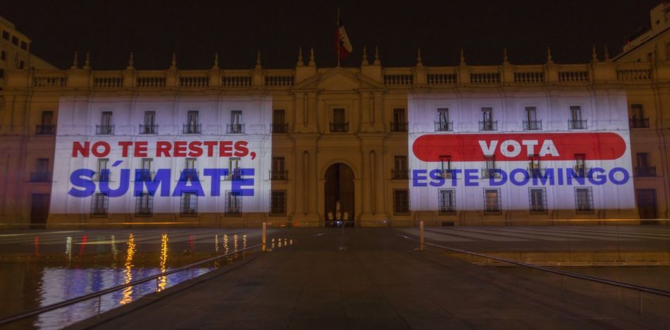 Chilenos acuden a las urnas para elegir presidente; Piñera sigue siendo favorito