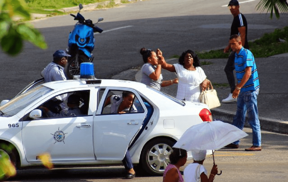 Cuba: persecución religiosa, censura a artistas, prisión para opositores