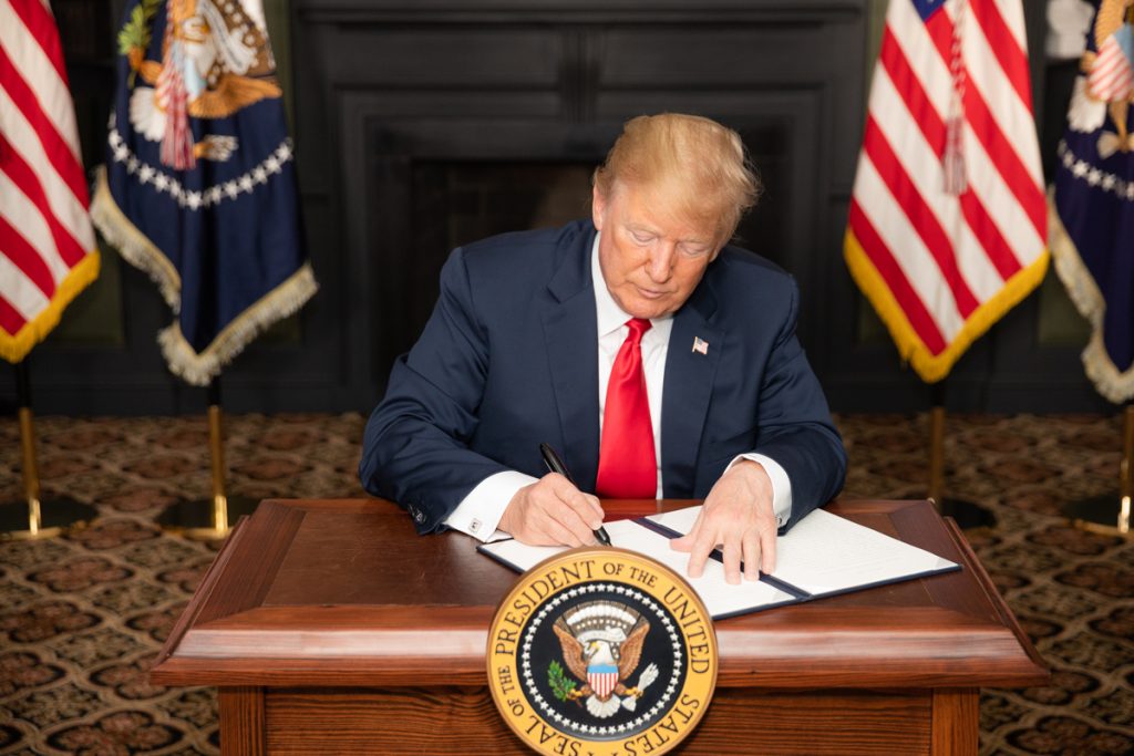Las sanciones de Trump en contra de Irán y sus implicaciones