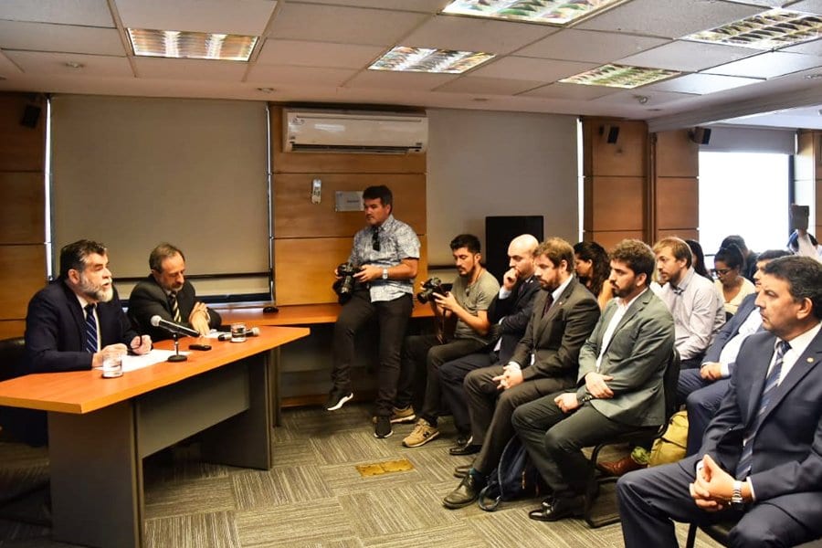 Con 23 %, venezolanos se convierten en primera comunidad inmigrante en Chile
