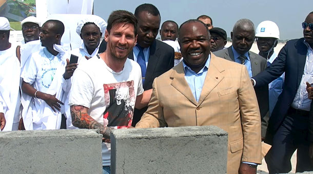 La ONG consideró que la visita de Messi a Gabón fue un gol en contra en su carrera de futbolista profesional. (HRF)