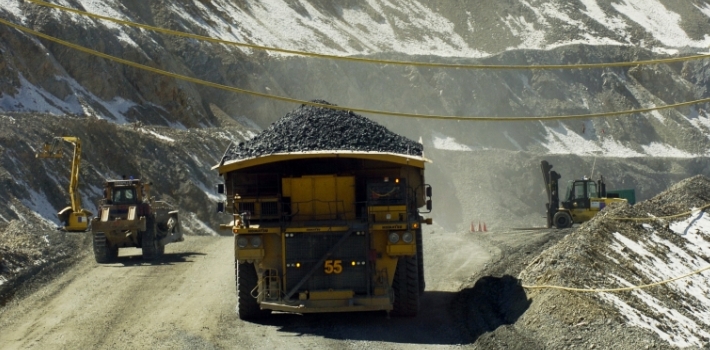 Chile: mineros de «Los Bronces» inician huelga con barricadas