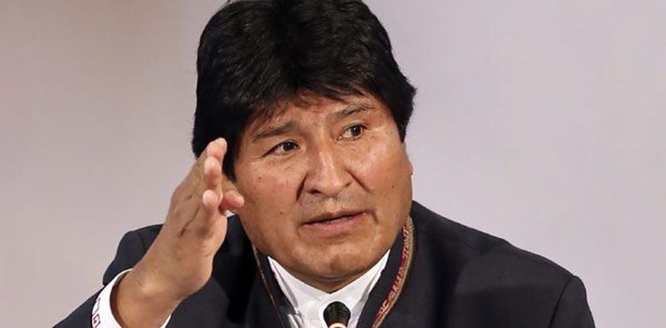 Morales-presenta-un-siglo-de-intervenciones-de-EE.UU_.
