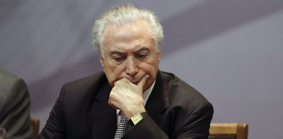 Gremio de abogados de Brasil exige respuesta a pedidos de juicio político contra Temer