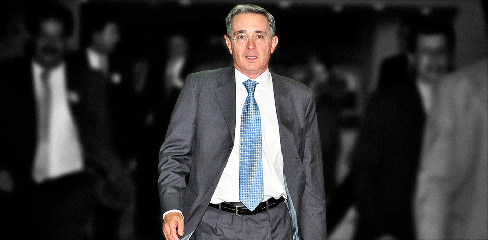 Uribe: el fenómeno político que la izquierda quiere sepultar