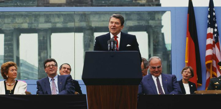 De Reagan a Trump hay un muro