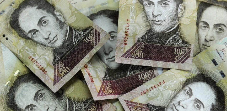 100 bolívares