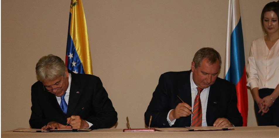 No hay comida ni medicinas pero Venezuela abrirá su primera fábrica de fusiles rusos en 2018