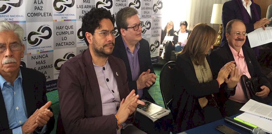 Colombia: la tibia respuesta del senador Iván Cepeda sobre la Constituyente chavista