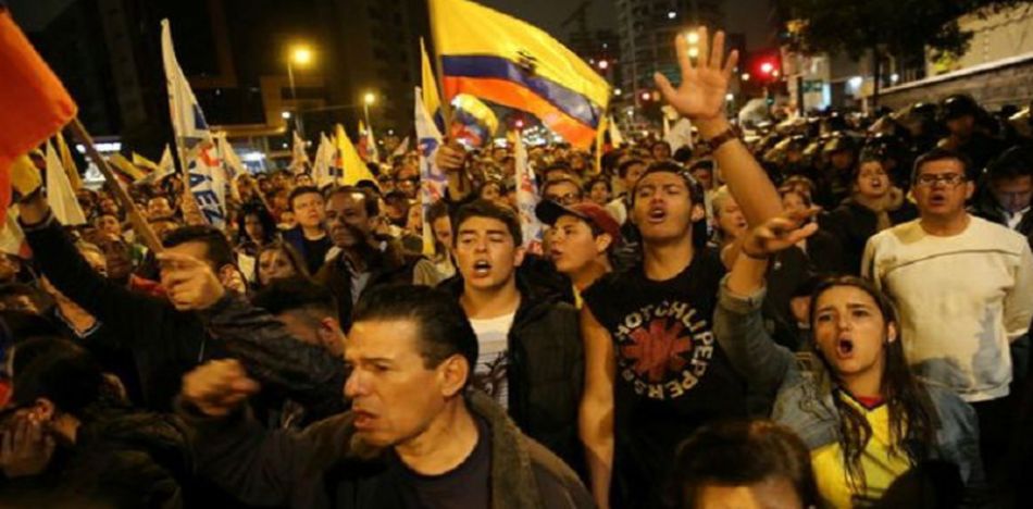 PanAm Podcast: «a los ecuatorianos nos están robando la democracia»