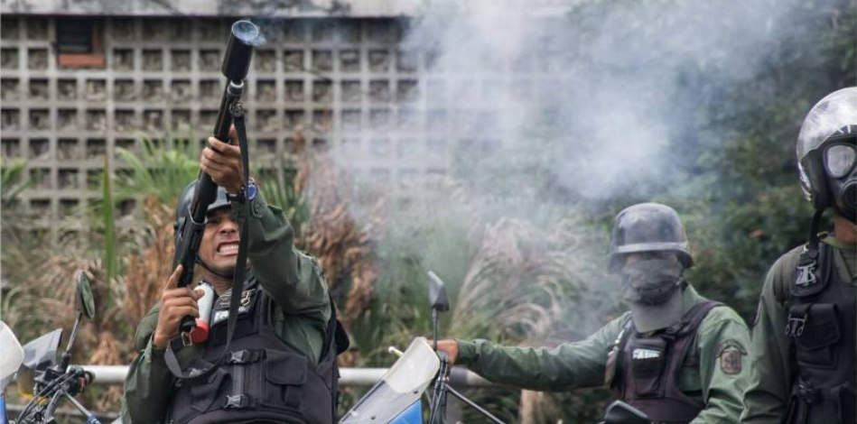 Dictadura venezolana estaría usando presos para reprimir a opositores