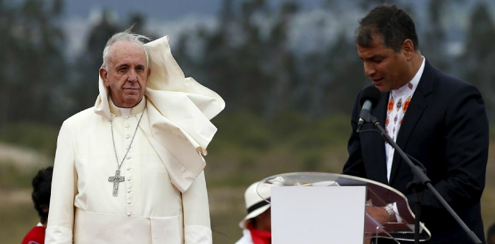 El relato político de Rafael Correa ante la visita del papa Francisco