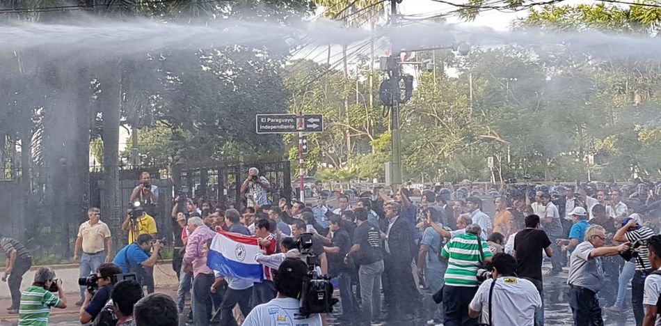 golpe parlamentario en Paraguay