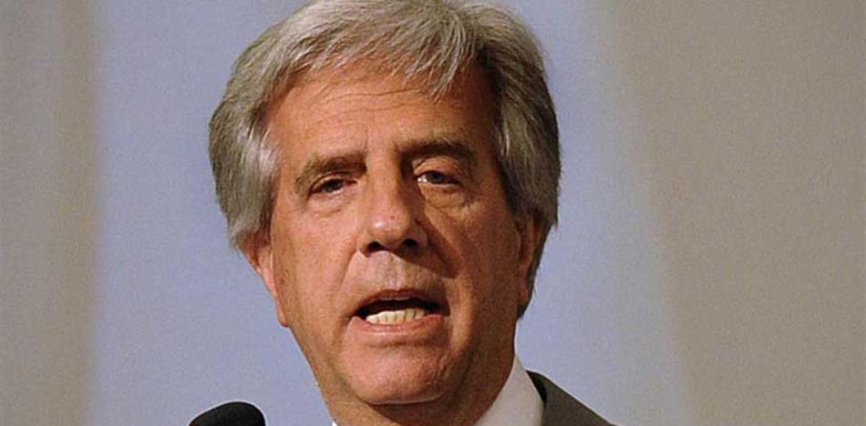 Tabaré Vázquez va tras las huellas de Hugo Chávez en Uruguay con su actitud autoritaria
