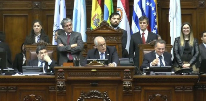 Corrupción K: Parlamento del Mercosur decidió no expulsar a José López