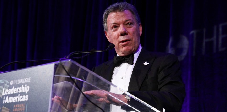 Santos: «Venezolanos que se refugien en Colombia serán bienvenidos»