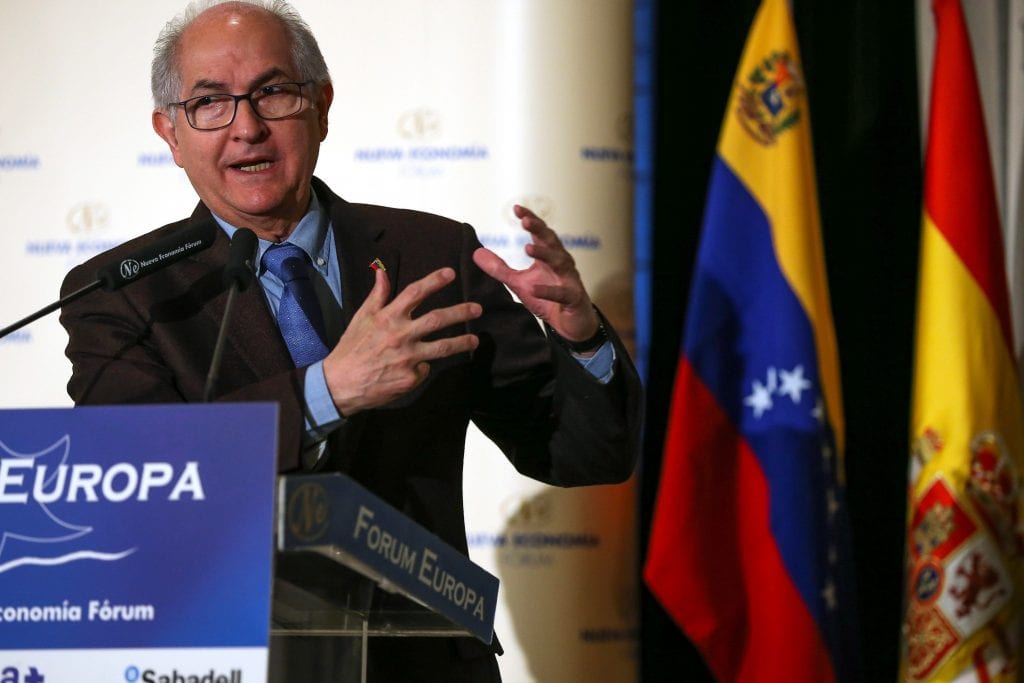 GRAF8598. MADRID, 31/01/2019.- El exalcalde de Caracas Antonio Ledezma, en la imagen, pronuncia una conferencia de Nueva Economía Fórum, presentado por el presidente del Partido Popular Pablo Casado.- EFE/ Emilio Naranjo