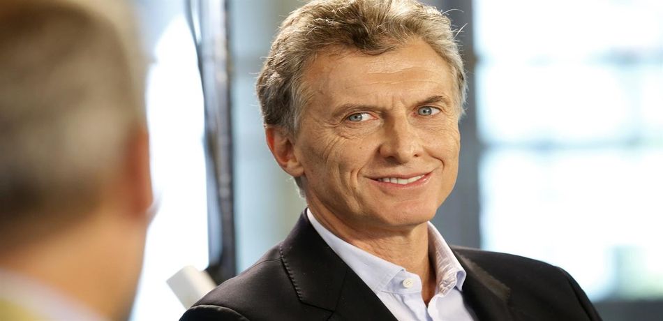 Macri dejó sin efecto el acuerdo por la deuda del correo de su padre