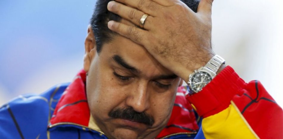 «Mis compañeros se desmayan de hambre»: el reclamo en televisión de una estudiante a Maduro