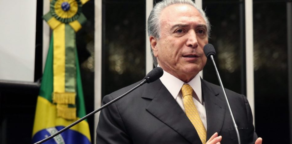 Temer prepara ley para permitir a extranjeros adquirir aerolíneas y tierras agrícolas en Brasil