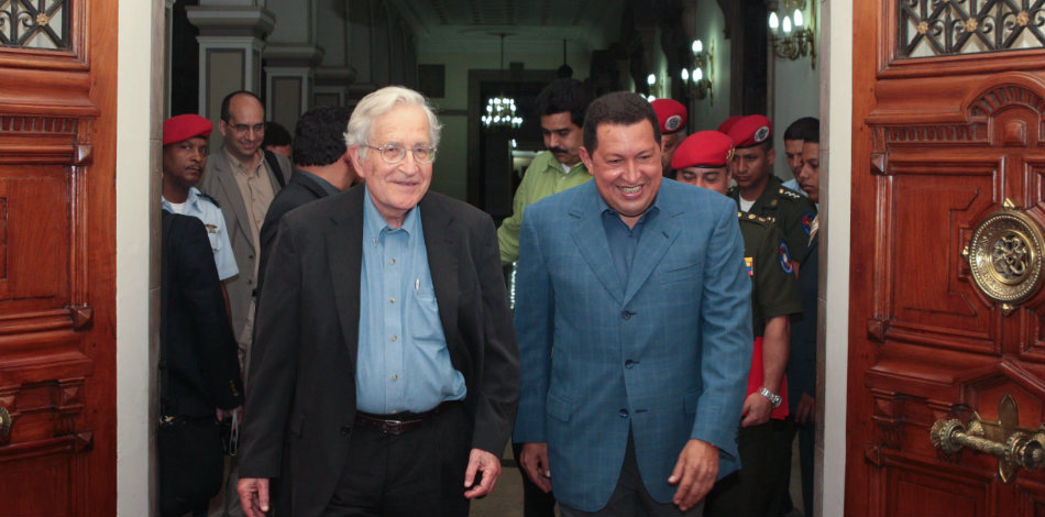 El gurú de la izquierda Noam Chomsky reconoce que «Venezuela es un desastre»