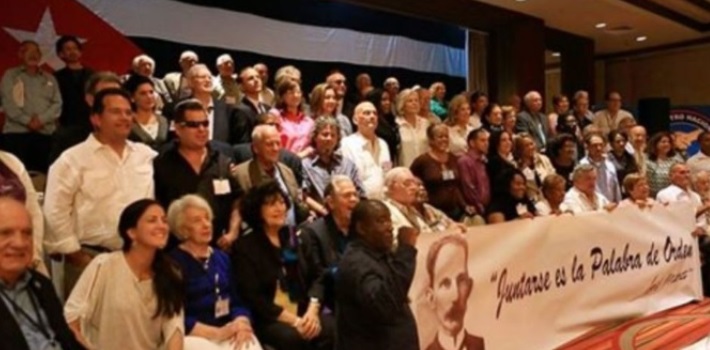 Oposición cubana se organiza en frente unido contra Castro