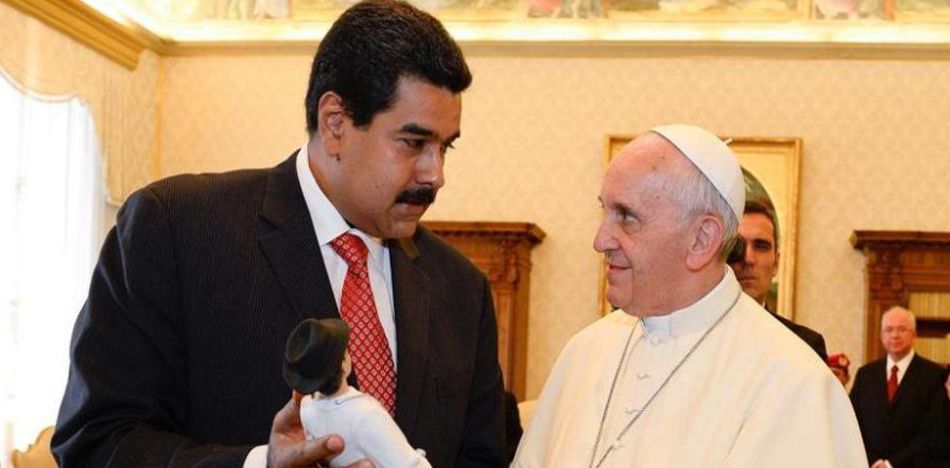 Nueva víctima de Maduro: el papa Francisco ya no es incuestionable en  Argentina