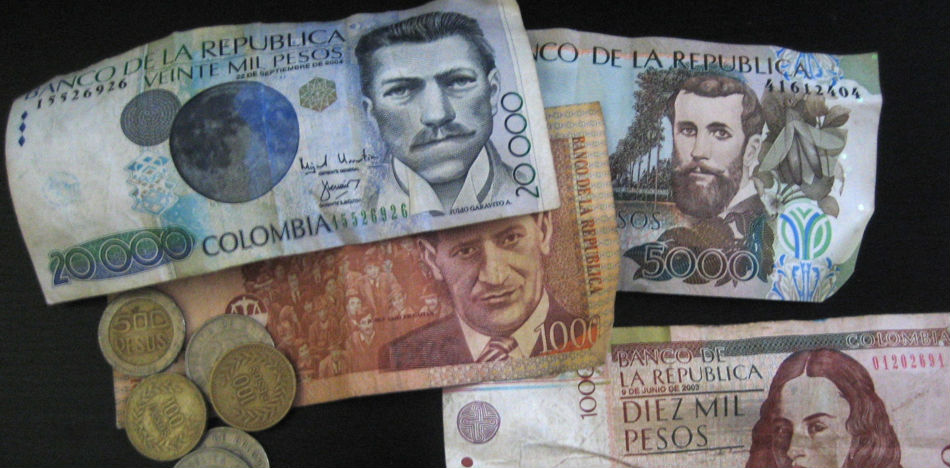 Poder adquisitivo de los colombianos disminuirá gracias a la reforma tributaria
