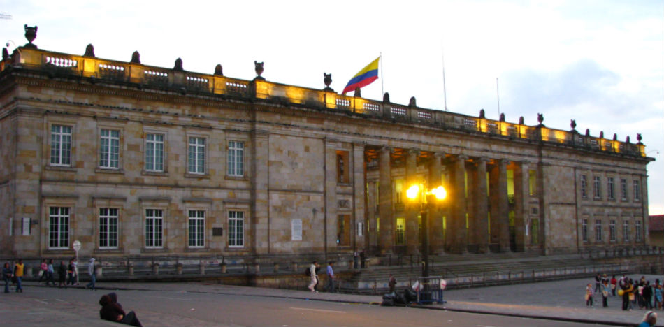 Colombia: proyecto para reducir el salario de congresistas está a punto de hundirse