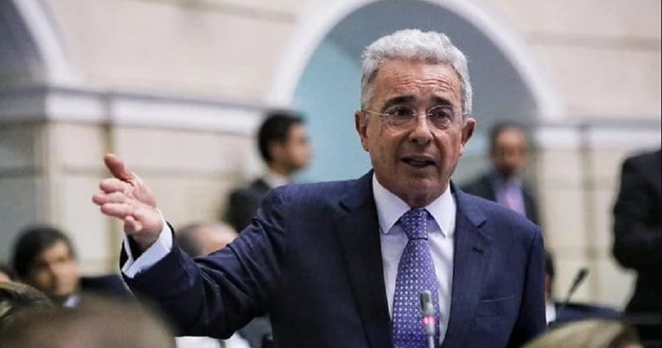 Defensa jurídica de Uribe tiene audios que tumbarían testigos en su contra